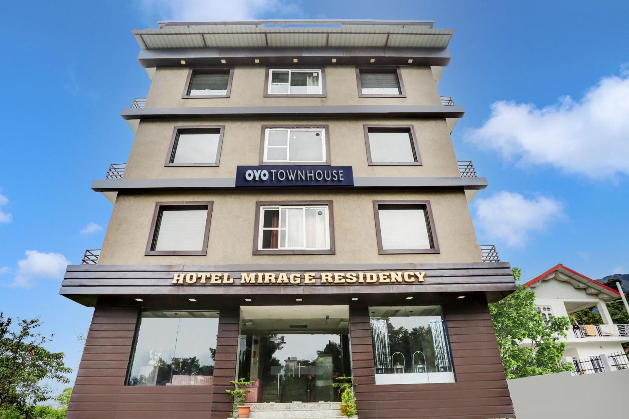 Super Townhouse Dharamshala Hotel Exterior photo