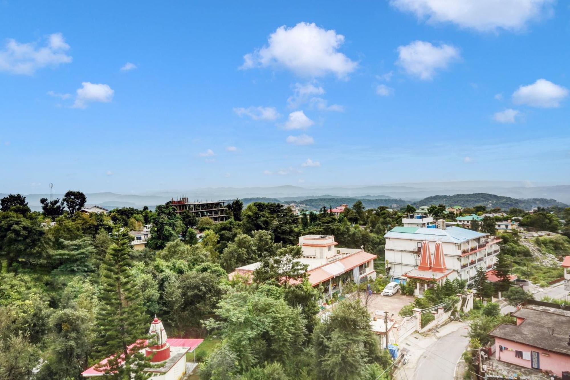 Super Townhouse Dharamshala Hotel Exterior photo